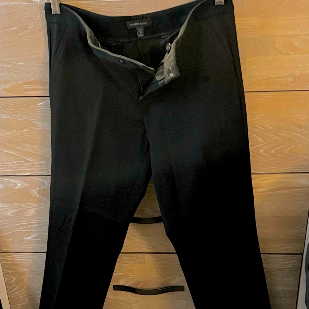 The necessary black pants to have on hand